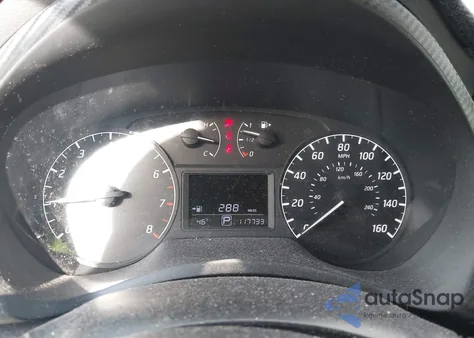 2017 Nissan Sentra S z USA, uszkodzony, nr VIN 3N1AB7AP2HY258365